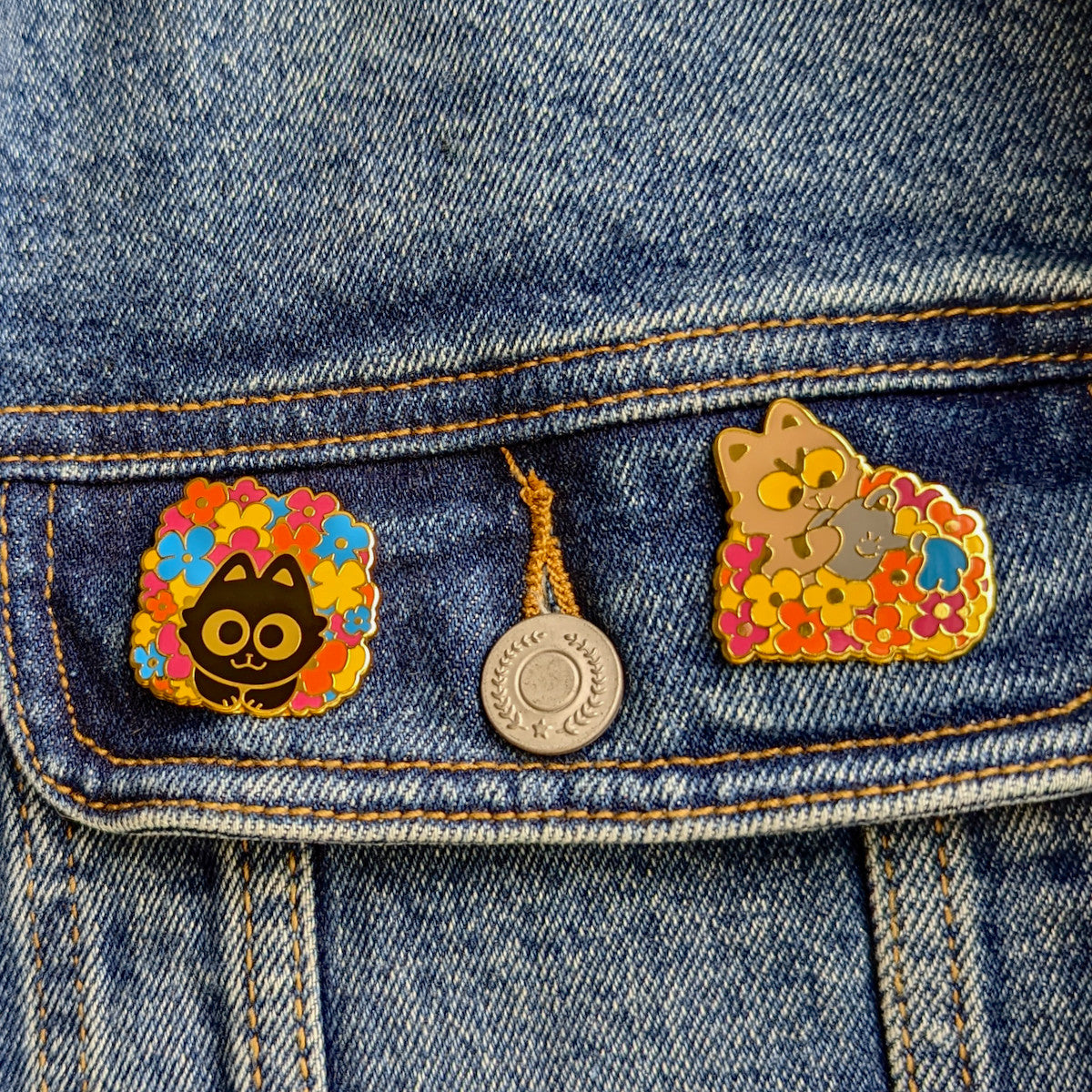 Flower Cats (Two Enamel Pin Set)